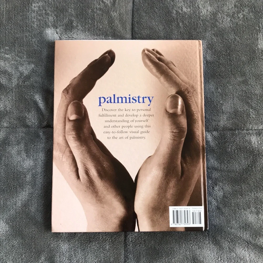 Palmistry — Lori Reid ✋✨